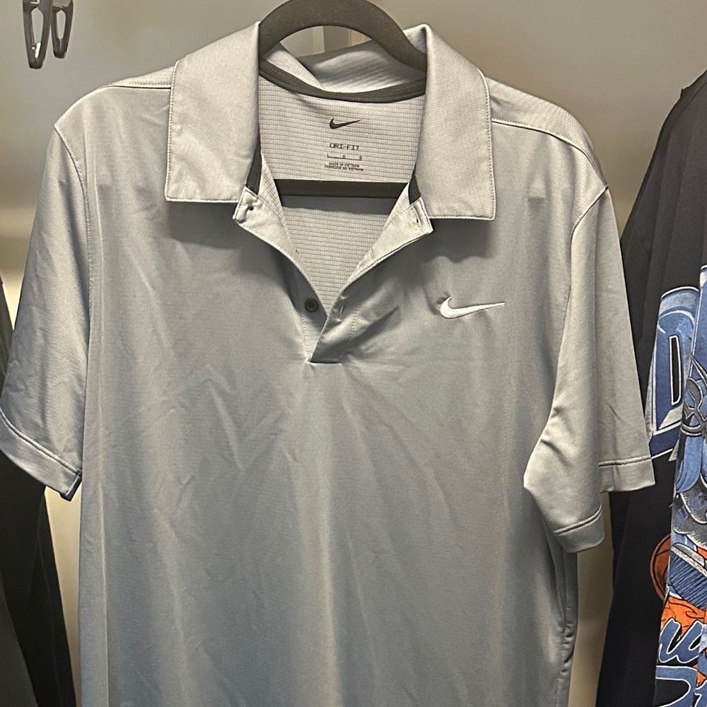 Nike Men's Gray Polo Shirt